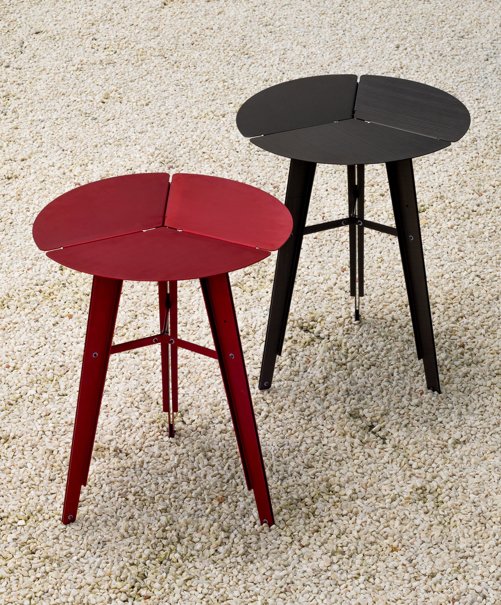 Lilypad table — Furniture by Studio Pomegranate