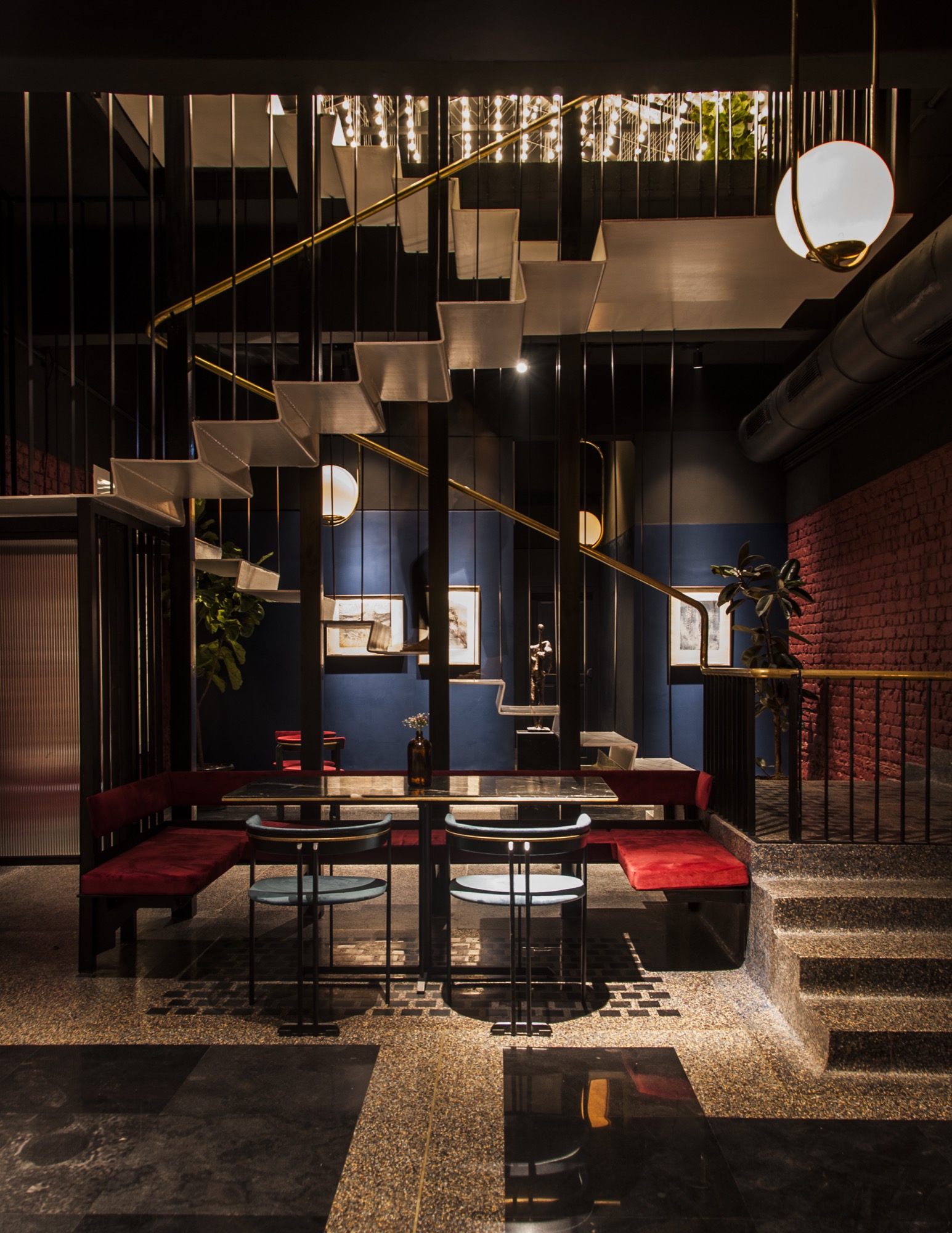 Thirsty City 127, Mumbai — Hospitality by Studio Pomegranate