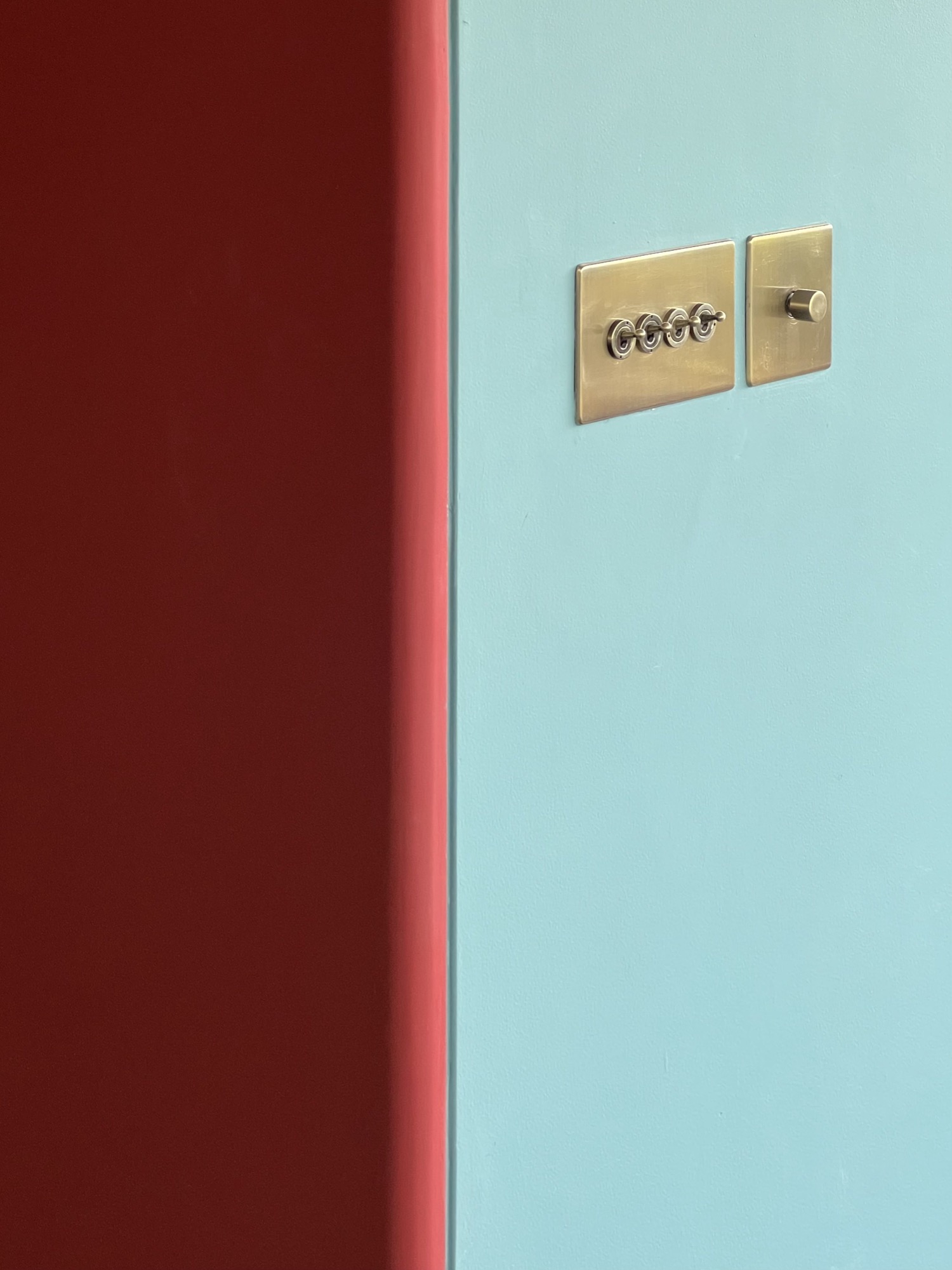 Colour Theory, New DElhi — Residential by Studio Pomegranate