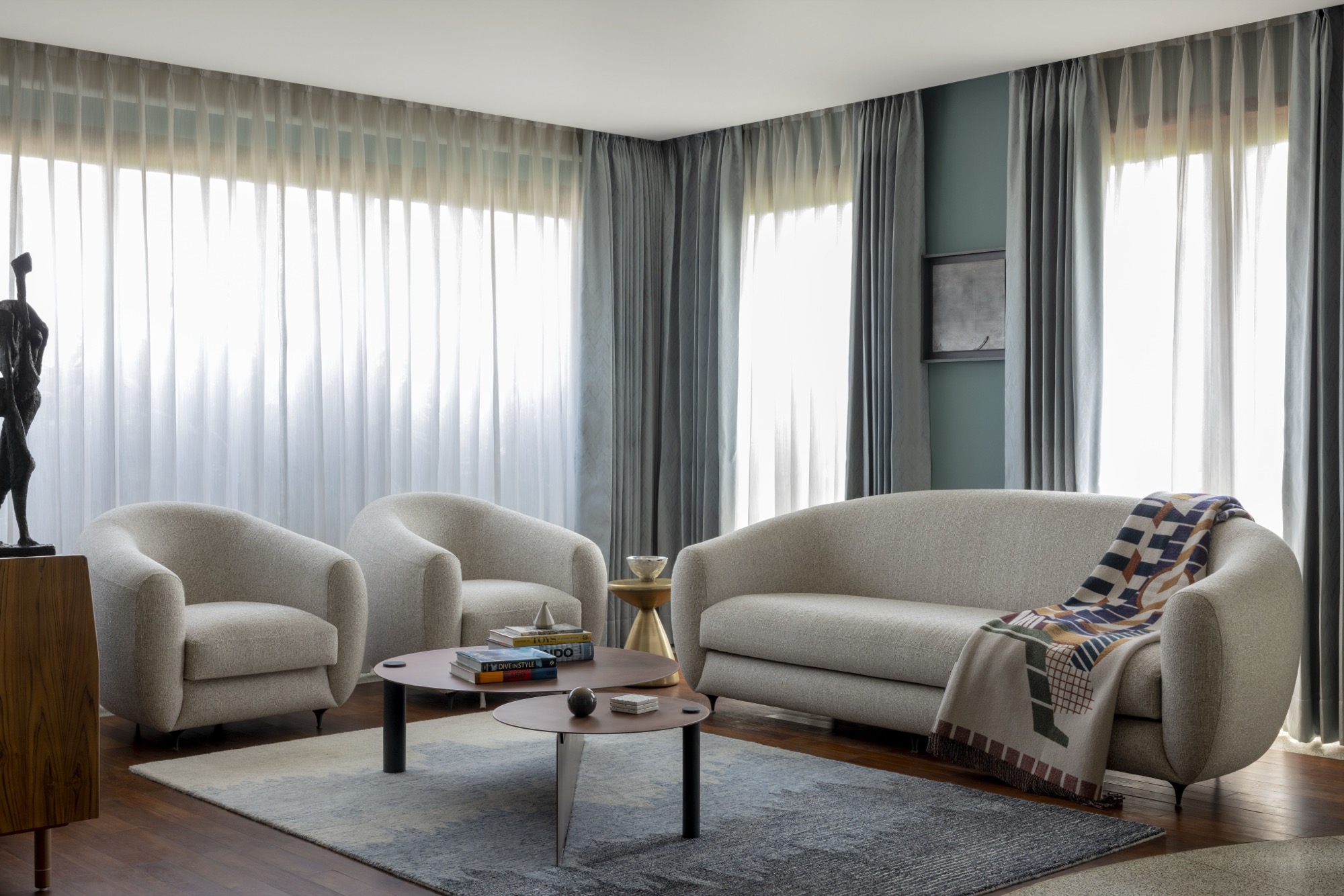 Colour Theory, New DElhi — Residential by Studio Pomegranate