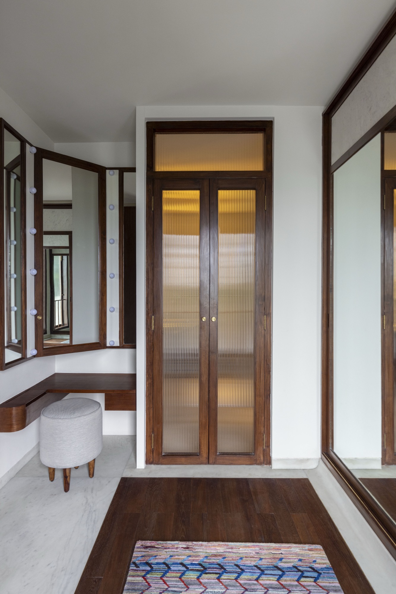 Colour Theory, New DElhi — Residential by Studio Pomegranate