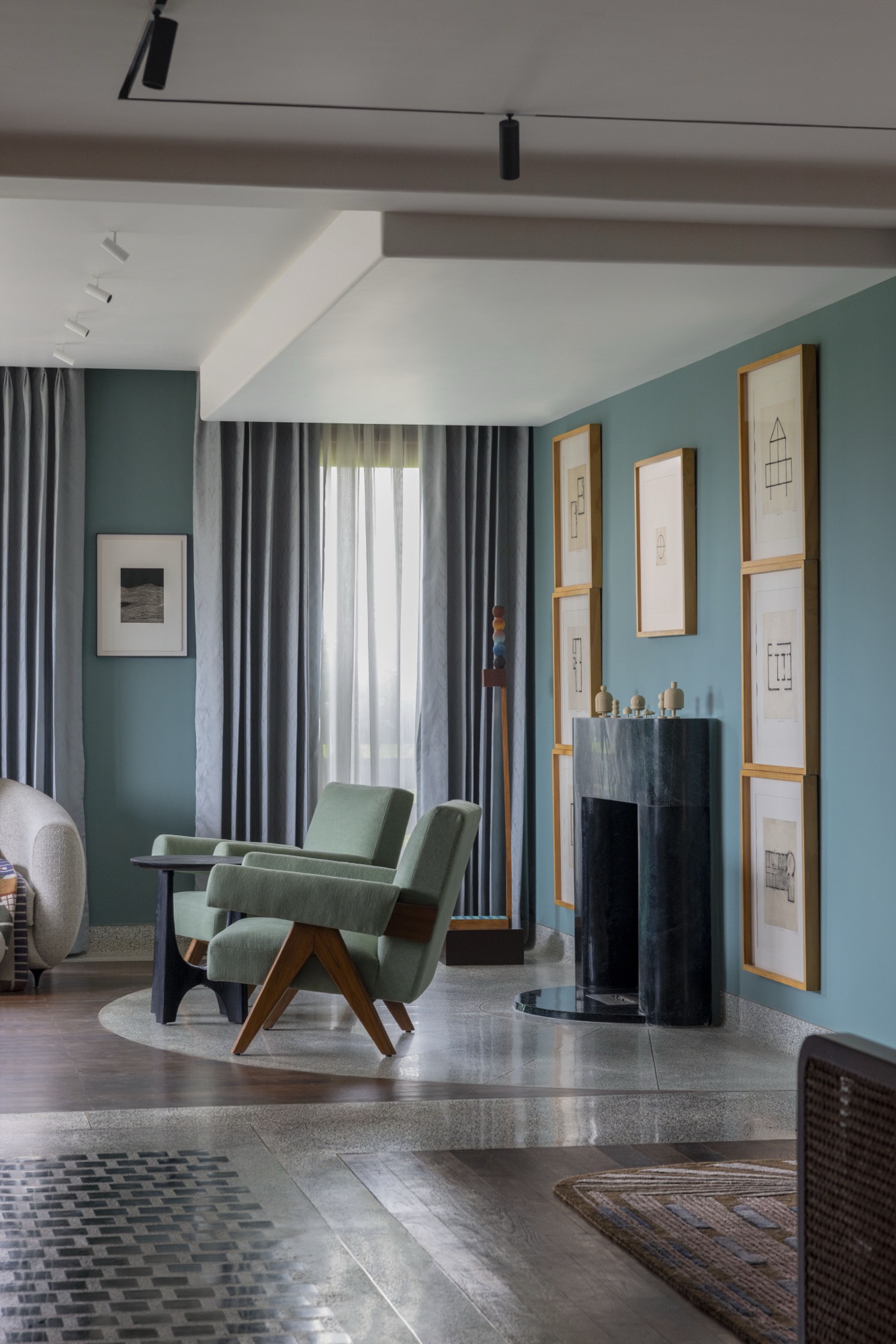 Colour Theory, New DElhi — Residential by Studio Pomegranate
