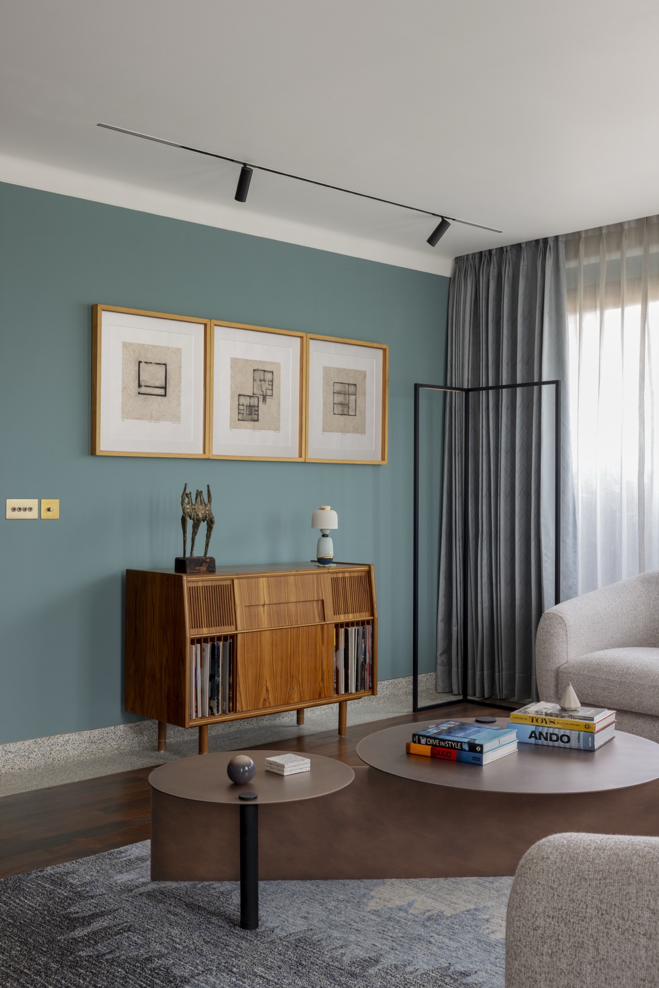 Colour Theory, New DElhi — Residential by Studio Pomegranate