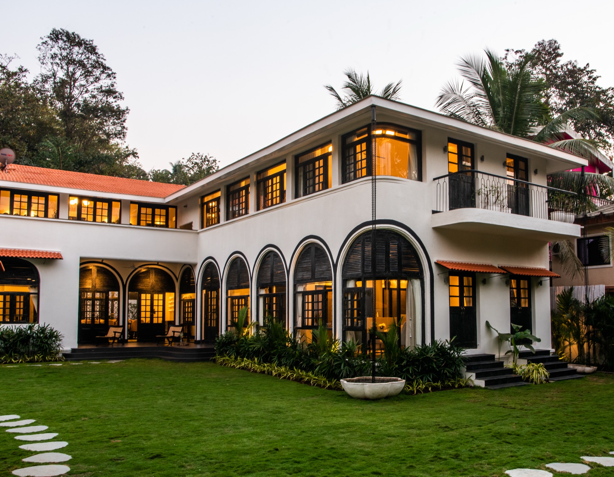 Fairview estate, Goa — Residential by Studio Pomegranate
