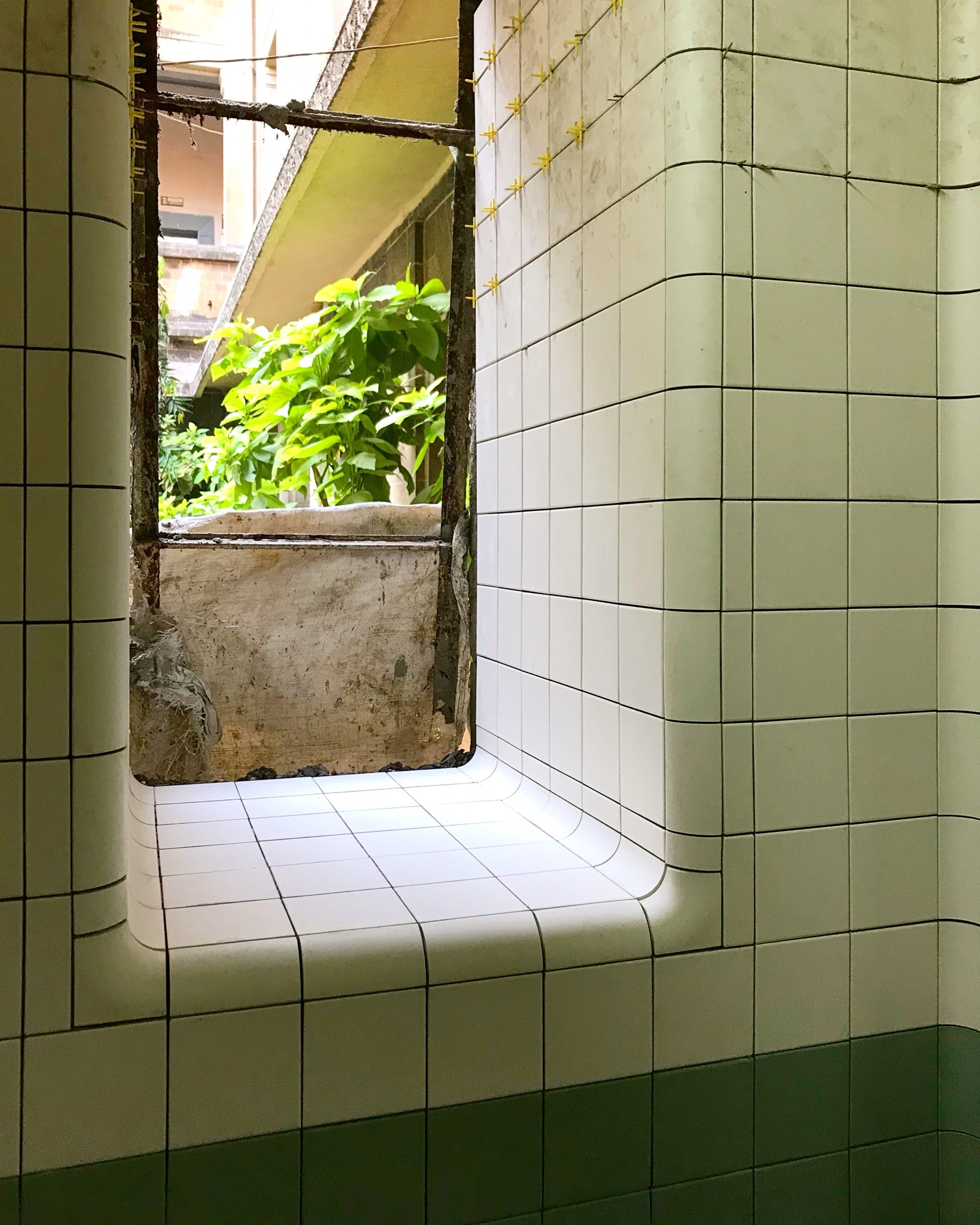 Ladies Common room, KEM Hospital, Mumbai — Restoration + Retrofitting by Studio Pomegranate