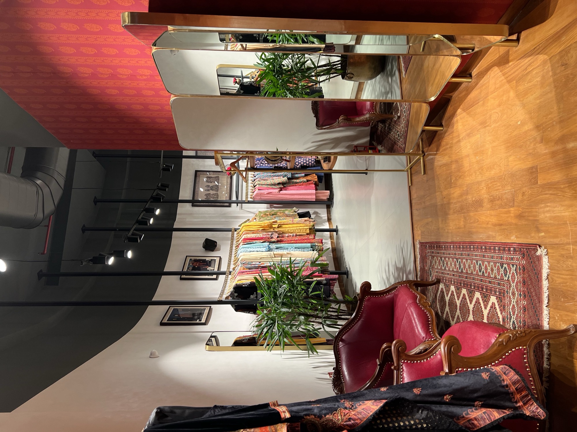 Ritu Kumar Store, BKC — Retail by Studio Pomegranate