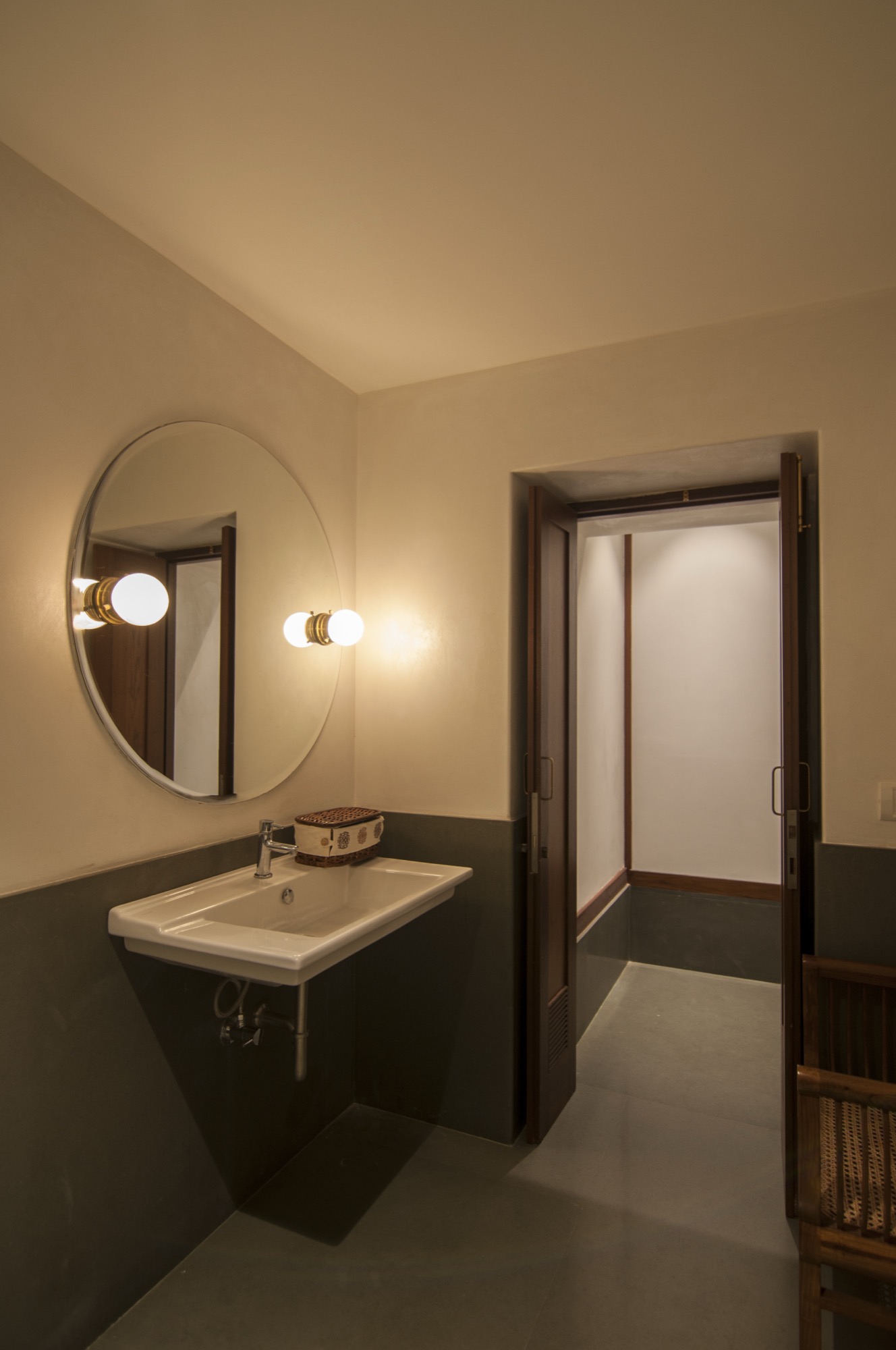 Ritu Kumar's Flagship store, Kala Ghoda — Retail · Restoration + Retrofitting by Studio Pomegranate