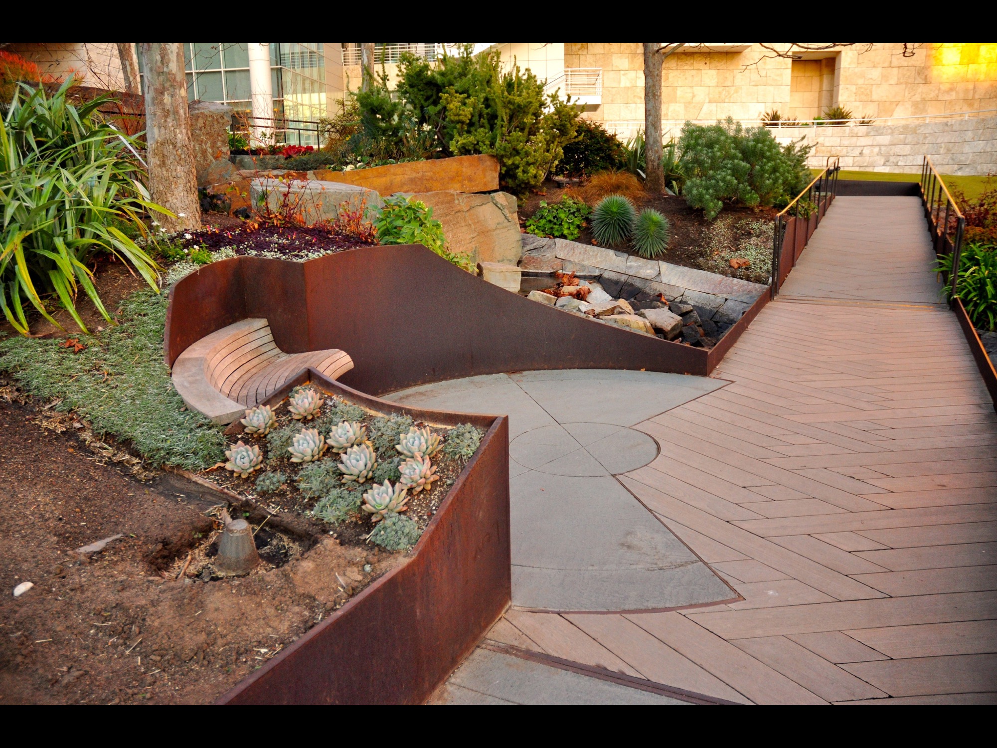 Walking spaces in Dadar — Urban Design by Studio Pomegranate