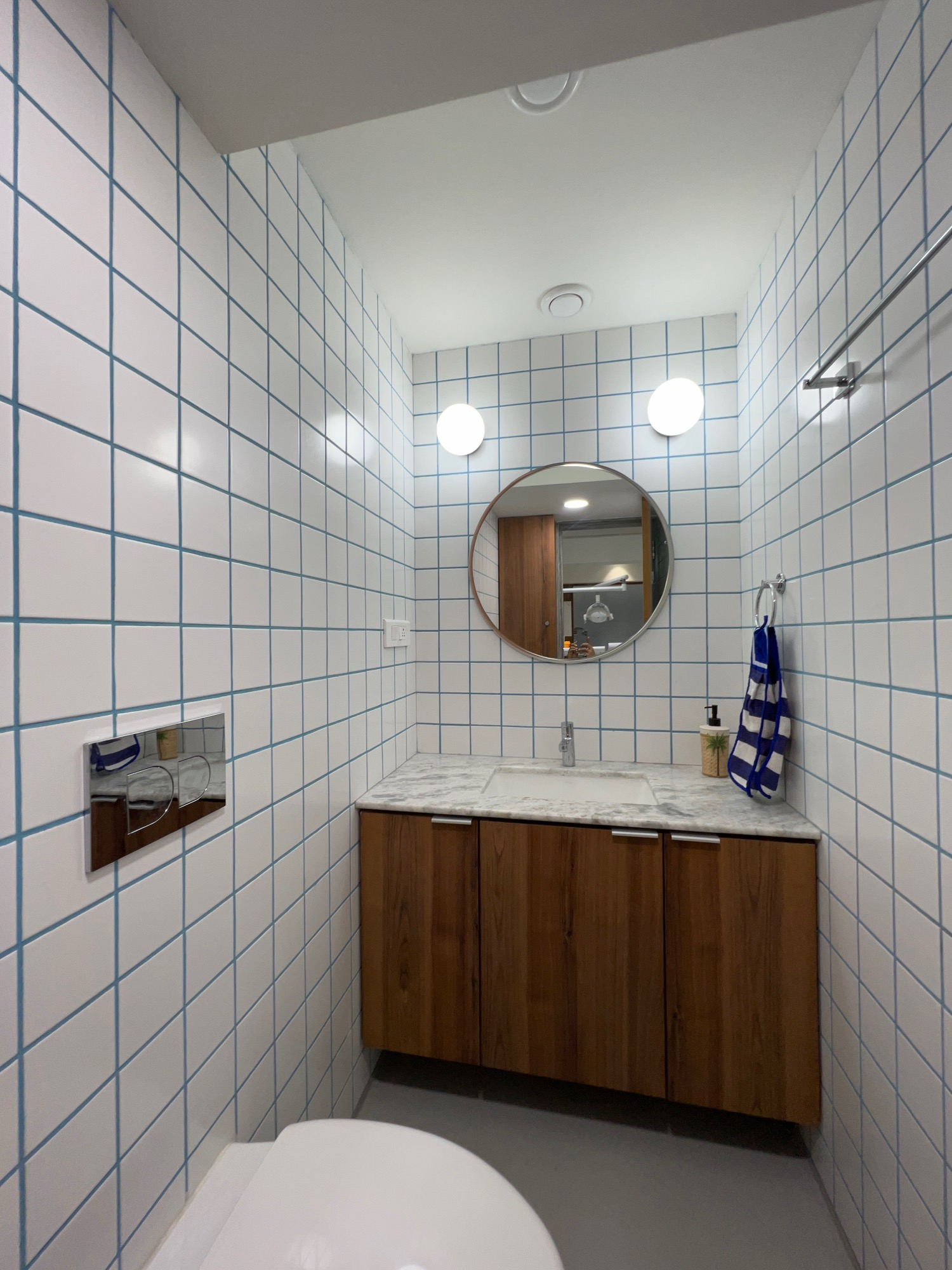 Dental House — Work spaces by Studio Pomegranate