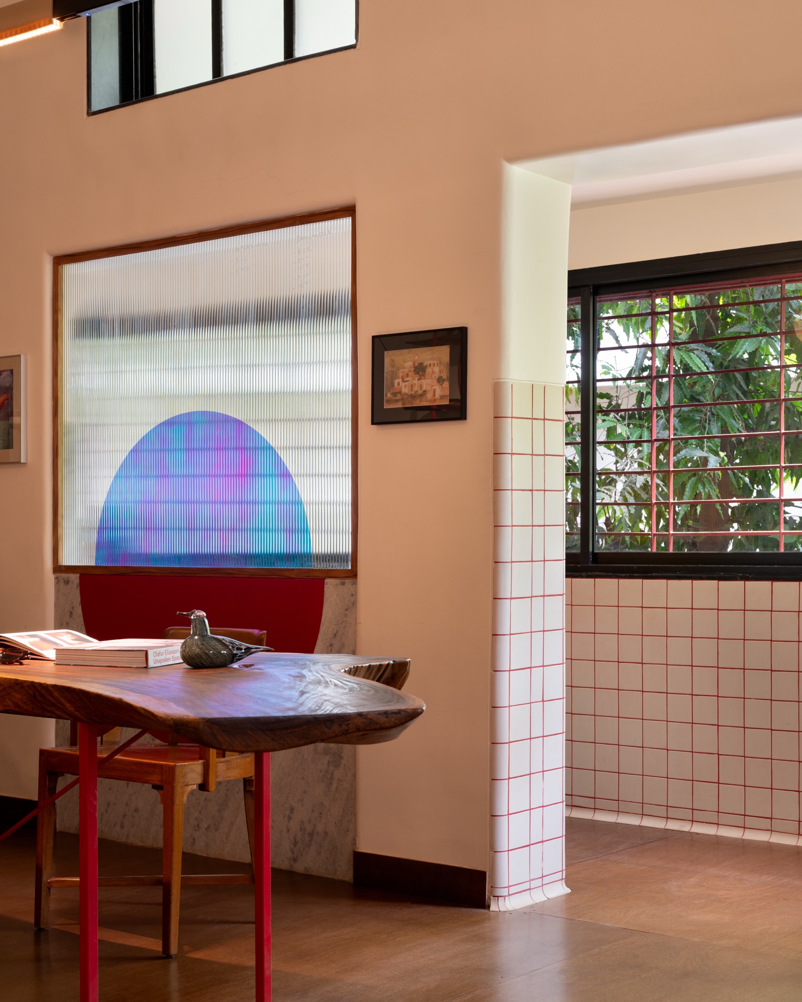 Studio Pomegranate, Mumbai — Work spaces by Studio Pomegranate